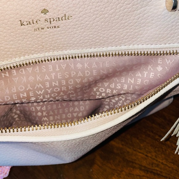 Kate Spade Beige Cream Chester Street Allyn Pebbled Leather Large Tote Purse - Picture 4 of 11